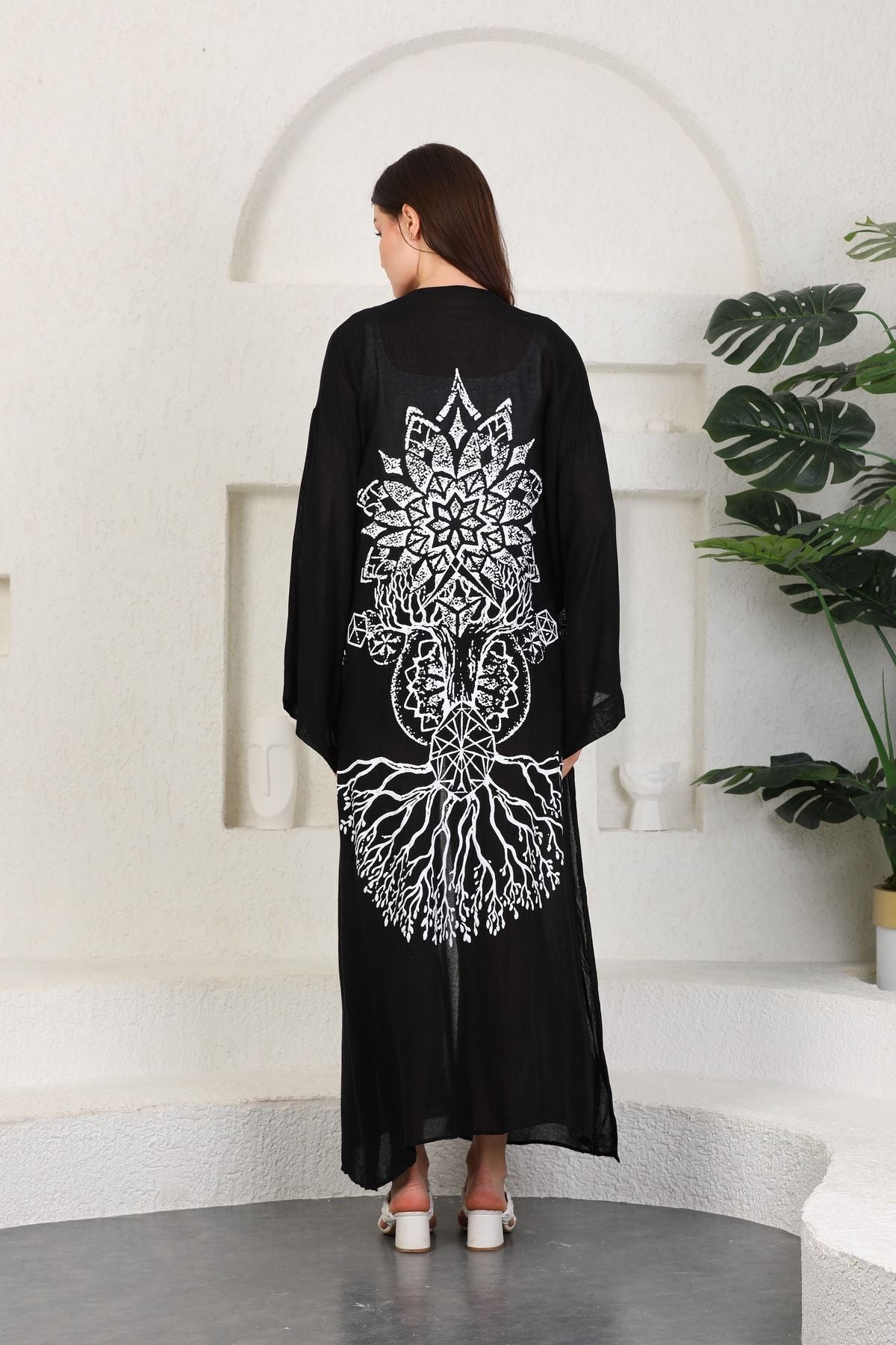 Uniquely Designed Printed Kimonos